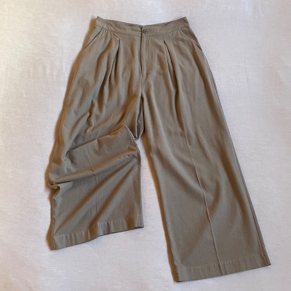 Jenni Kayne Relaxed Trouser in Hazel - Picture 1 of 9